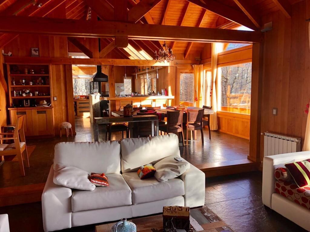 Espacio integrado de living, comedor y cocina